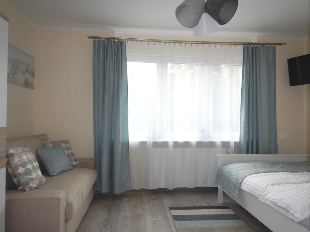 Apartamenty Przystan ミエンジズドロイェ エクステリア 写真