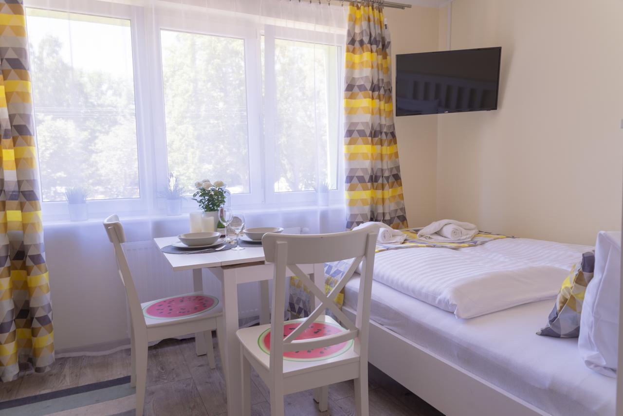 Apartamenty Przystan ミエンジズドロイェ エクステリア 写真