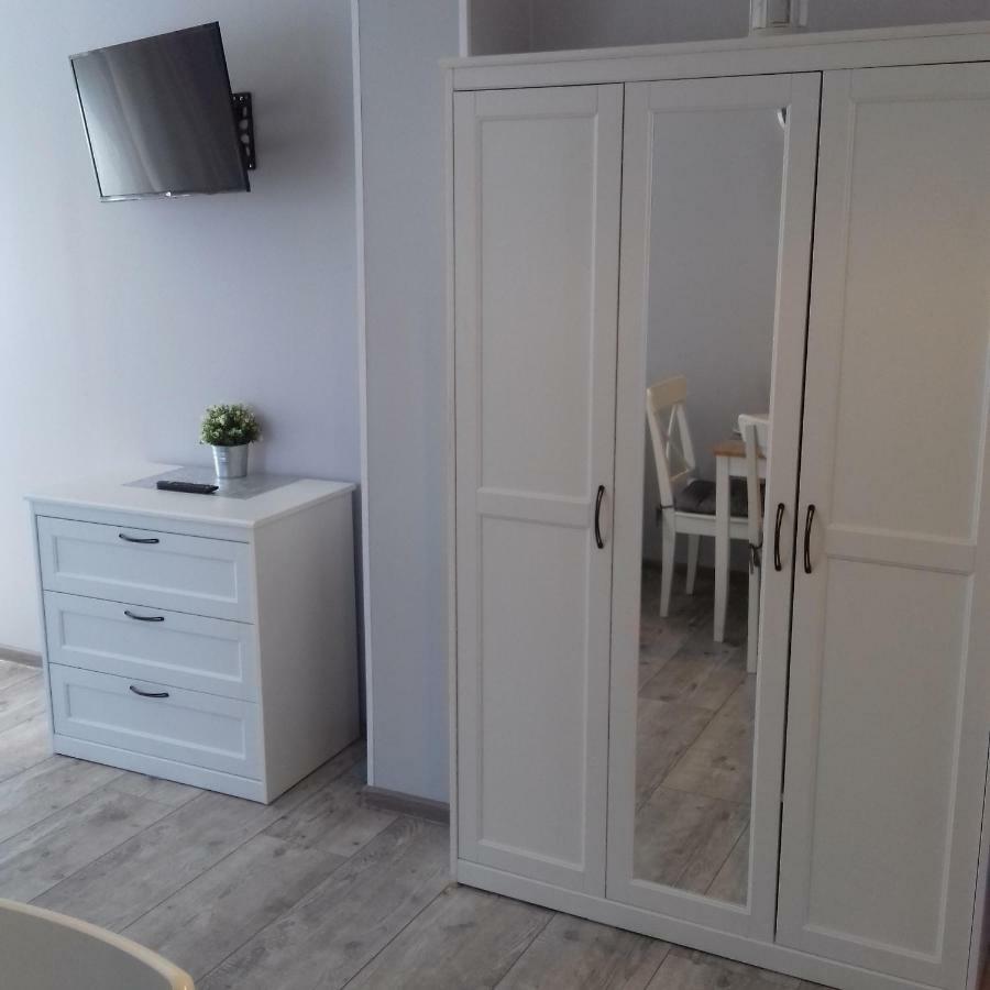 Apartamenty Przystan ミエンジズドロイェ エクステリア 写真